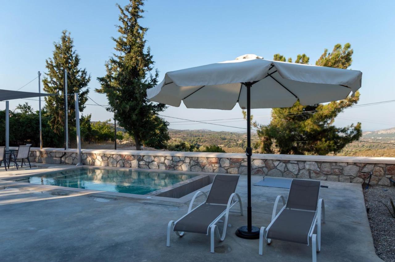 Vila Iliousa Grand Psinthos